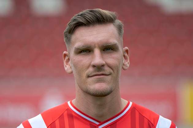 Niclas Stierlin (HFC, 13), Hallescher FC, Mannschaft, Teamfoto, Portraets, Spielerfoto, Fussball, RL Nordost, Saison 2025 26, 17.07.2025 Halle Leuna Chemie Stadion ST Deutschland
