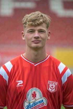 Lucas Ehrlich (HFC, 18), Hallescher FC, Mannschaft, Teamfoto, Portraets, Spielerfoto, Fussball, RL Nordost, Saison 2025 26, 17.07.2025 Halle Leuna Chemie Stadion ST Deutschland