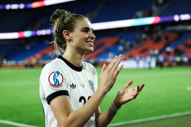 Fussball, UEFA Women™s EURO 2025 Viertelfinale Frankreich - Deutschland 19.07.2025, St. Jakob Park Basel Jule Brand (Deutschland, 22) Basel St. Jakob Park Schweiz