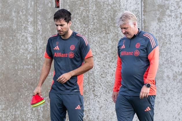 Hamid Masoum Beygi (Athletiktrainer, FC Bayern Muenchen Frauen) und Kjetil Lone (Co-Trainer, FC Bayern Muenchen Frauen) FC Bayern Muenchen Frauen, Fussball, Google Pixel Frauen-Bundesliga, Trainingseinheit, Saison 2025 2026, 21.07.2025. (DFL DFB REGULATIONS PROHIBIT ANY USE OF PHOTOGRAPHS as IMAGE SEQUENCES and or QUASI-VIDEO). FC Bayern Muenchen Frauen, Fussball, Google Pixel Frauen-Bundesliga, Trainingseinheit, Saison 2025 2026, 21.07.2025. Muenchen Copyright: xEibner-Pressefoto HeikexFeinerx EP_HFR