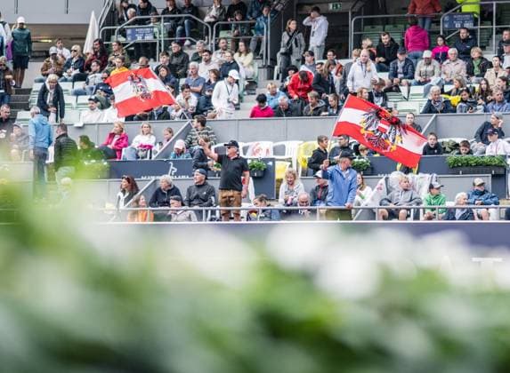 21.07.2025, Sportpark, Kitzbühel, AUT, ATP, Tennis Herren Tour, Generali Open Kitzbühel 2025, 1. Runde, Herren Einzel, im Bild Fans fans during men s single 1. round match at the 2025 Generali Open Kitzbühel of the ATP Tour at the Sportpark in Kitzbühel, Austria on 2025 07 21. Expa Kitzbühel
