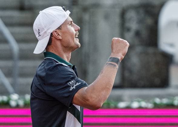 21.07.2025, Sportpark, Kitzbühel, AUT, ATP, Tennis Herren Tour, Generali Open Kitzbühel 2025, 1. Runde, Herren Einzel, im Bild Marton Fucsovics (HUN) Marton Fucsovics of Hungary during men s single 1. round match at the 2025 Generali Open Kitzbühel of the ATP Tour at the Sportpark in Kitzbühel, Austria on 2025 07 21. Expa Kitzbühel
