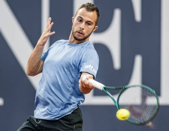 21.07.2025, Sportpark, Kitzbühel, AUT, ATP, Tennis Herren Tour, Generali Open Kitzbühel 2025, 1. Runde, Herren Einzel, im Bild Hugo Gaston (FRA) Hugo Gaston of France during men s single 1. round match at the 2025 Generali Open Kitzbühel of the ATP Tour at the Sportpark in Kitzbühel, Austria on 2025 07 21. Expa Kitzbühel