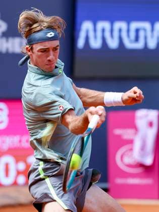 Lukas Neumayer (Austria) kontrolliert den Ball, ATP, Tennis Herren 250 Tournament, Generali Open Kitzbuhel, Tennisstadion am Kapserfeld am 22. July 2025 in Kitzbuehel, Österreich. (Foto von Marco Steinbrenner DeFodi Images) Lukas Neumayer (Austria) controls the ball, ATP 250 Tournament, Generali Open Kitzbuhel, Tennis stadium at Kapserfeld, July 22, 2025 in Kitzbuehel, Austria. (Photo by Marco Steinbrenner DeFodi Images)