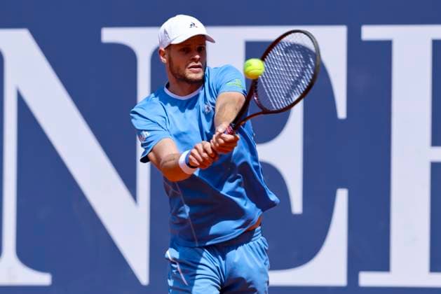 Yannick Hanfmann (Germany) kontrolliert den Ball, ATP, Tennis Herren 250 Tournament, Generali Open Kitzbuhel, Tennisstadion am Kapserfeld am 22. July 2025 in Kitzbuehel, Österreich. (Foto von Marco Steinbrenner DeFodi Images) Yannick Hanfmann (Germany) controls the ball, ATP 250 Tournament, Generali Open Kitzbuhel, Tennis stadium at Kapserfeld, July 22, 2025 in Kitzbuehel, Austria. (Photo by Marco Steinbrenner DeFodi Images)