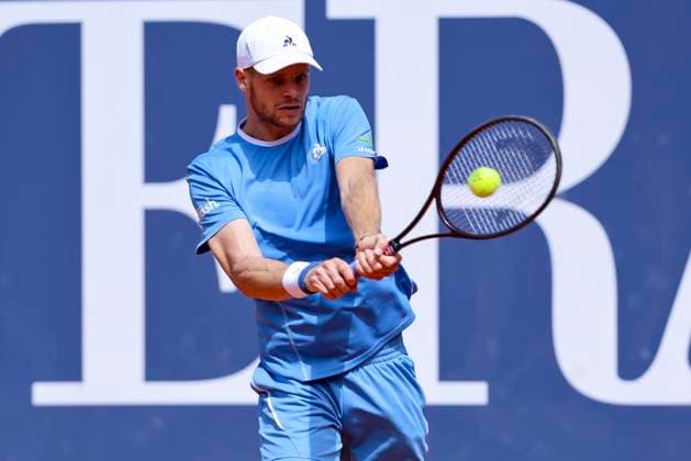 Yannick Hanfmann (Germany) kontrolliert den Ball, ATP, Tennis Herren 250 Tournament, Generali Open Kitzbuhel, Tennisstadion am Kapserfeld am 22. July 2025 in Kitzbuehel, Österreich. (Foto von Marco Steinbrenner DeFodi Images) Yannick Hanfmann (Germany) controls the ball, ATP 250 Tournament, Generali Open Kitzbuhel, Tennis stadium at Kapserfeld, July 22, 2025 in Kitzbuehel, Austria. (Photo by Marco Steinbrenner DeFodi Images)