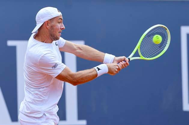 Jan-Lennard Struff (Germany) kontrolliert den Ball, ATP, Tennis Herren 250 Tournament, Generali Open Kitzbuhel, Tennisstadion am Kapserfeld am 22. July 2025 in Kitzbuehel, Österreich. (Foto von Marco Steinbrenner DeFodi Images) Jan-Lennard Struff (Germany) controls the ball, ATP 250 Tournament, Generali Open Kitzbuhel, Tennis stadium at Kapserfeld, July 22, 2025 in Kitzbuehel, Austria. (Photo by Marco Steinbrenner DeFodi Images)