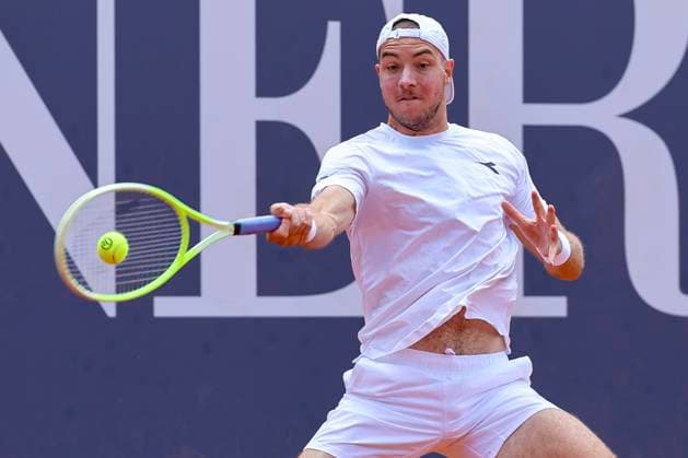 Jan-Lennard Struff (Germany) kontrolliert den Ball, ATP, Tennis Herren 250 Tournament, Generali Open Kitzbuhel, Tennisstadion am Kapserfeld am 22. July 2025 in Kitzbuehel, Österreich. (Foto von Marco Steinbrenner DeFodi Images) Jan-Lennard Struff (Germany) controls the ball, ATP 250 Tournament, Generali Open Kitzbuhel, Tennis stadium at Kapserfeld, July 22, 2025 in Kitzbuehel, Austria. (Photo by Marco Steinbrenner DeFodi Images)