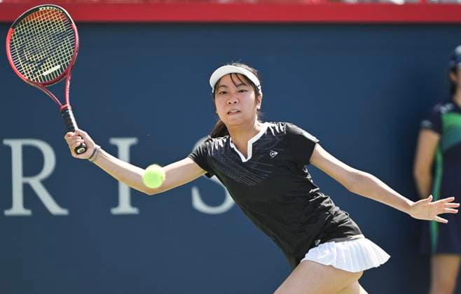 July 29, 2025, Montreal, Pq, Canada: Aoi Ito, of Japan, plays a shot to Jasmine Paolini, of Italy, during their second round match at the National Bank Open tennis tournament in Montreal, Tuesday, July 29, 2025. Aoi Ito, Jasmine Paolini, - ZUMAc35_ 20250729_zaf_c35_060 Copyright: xGrahamxHughesx