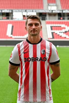 Maximilian Philipp (SC Freiburg, 26) GER, SC Freiburg, Fussball, 1. BL, Portraettermin 2025 2026, 30.07.2025 GER, SC Freiburg, Fussball, 1. BL, Portraettermin 2025 2026, 30.07.2025 Freiburg Copyright: xEibner-Pressefoto ThomasxHessx EP_THS