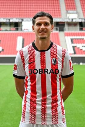 Igor Matanovic (SC Freiburg, 31) GER, SC Freiburg, Fussball, 1. BL, Portraettermin 2025 2026, 30.07.2025 GER, SC Freiburg, Fussball, 1. BL, Portraettermin 2025 2026, 30.07.2025 Freiburg Copyright: xEibner-Pressefoto ThomasxHessx EP_THS