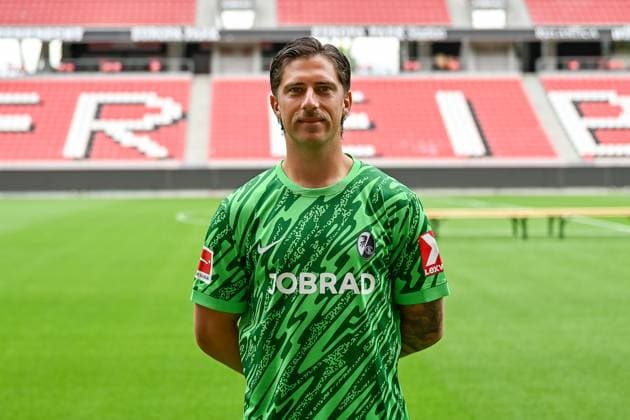Jannik Huth (SC Freiburg, 24) GER, SC Freiburg, Fussball, 1. BL, Portraettermin 2025 2026, 30.07.2025 GER, SC Freiburg, Fussball, 1. BL, Portraettermin 2025 2026, 30.07.2025 Freiburg Copyright: xEibner-Pressefoto ThomasxHessx EP_THS