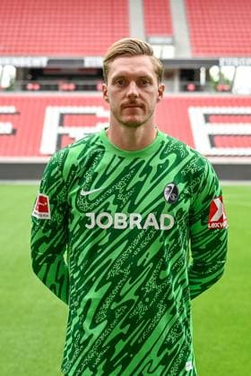 Florian Mueller (SC Freiburg, 21) GER, SC Freiburg, Fussball, 1. BL, Portraettermin 2025 2026, 30.07.2025 GER, SC Freiburg, Fussball, 1. BL, Portraettermin 2025 2026, 30.07.2025 Freiburg Copyright: xEibner-Pressefoto ThomasxHessx EP_THS