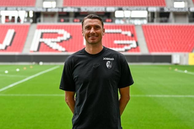 Daniel Wolf (SC Freiburg, Athletiktrainer) GER, SC Freiburg, Fussball, 1. BL, Portraettermin 2025 2026, 30.07.2025 GER, SC Freiburg, Fussball, 1. BL, Portraettermin 2025 2026, 30.07.2025 Freiburg Copyright: xEibner-Pressefoto ThomasxHessx EP_THS