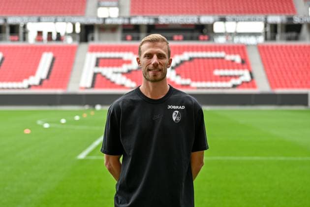 Maximilian Kessler (SC Freiburg, Athletiktrainer) GER, SC Freiburg, Fussball, 1. BL, Portraettermin 2025 2026, 30.07.2025 GER, SC Freiburg, Fussball, 1. BL, Portraettermin 2025 2026, 30.07.2025 Freiburg Copyright: xEibner-Pressefoto ThomasxHessx EP_THS
