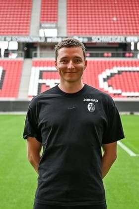 Franz-Georg Wieland (SC Freiburg, Co-Trainer Analyse) GER, SC Freiburg, Fussball, 1. BL, Portraettermin 2025 2026, 30.07.2025 GER, SC Freiburg, Fussball, 1. BL, Portraettermin 2025 2026, 30.07.2025 Freiburg Copyright: xEibner-Pressefoto ThomasxHessx EP_THS