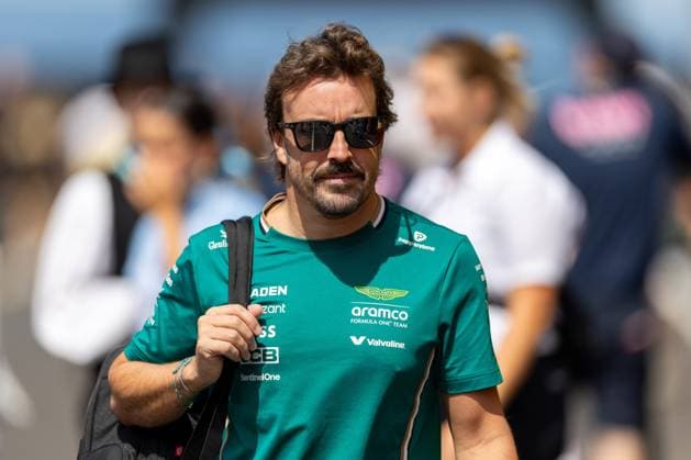 Fernando Alonso (Aston Martin Aramco Formula One Team, Spanien, 14), HUN, Formel 1 Weltmeisterschaft, Grand Prix von Ungarn, Hungaroring, Trainings Tag, Saison 2025, 01.08.2025 HUN, Formel 1 Weltmeisterschaft, Grand Prix von Ungarn, Hungaroring, Trainingstag, Saison 2025, 01.08.2025 Budapest Copyright: xEibner-Pressefoto MarcelxFischerx EP_MFI