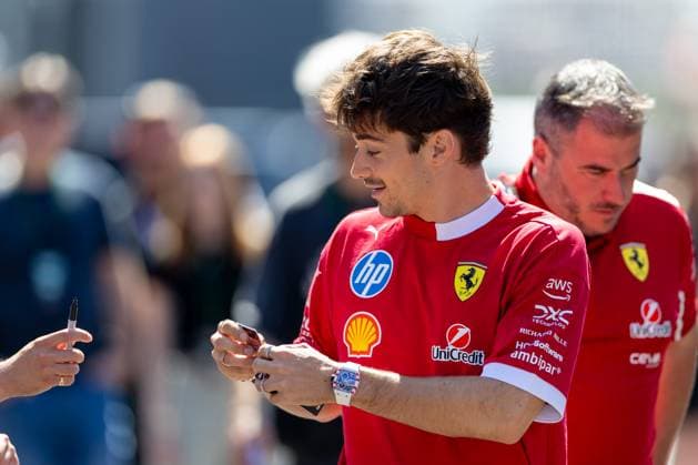 Charles Leclerc (Scuderia Ferrari HP F1 Team, Monaco, 16) , HUN, Formel 1 Weltmeisterschaft, Grand Prix von Ungarn, Hungaroring, Trainings Tag, Saison 2025, 01.08.2025 HUN, Formel 1 Weltmeisterschaft, Grand Prix von Ungarn, Hungaroring, Trainingstag, Saison 2025, 01.08.2025 Budapest Copyright: xEibner-Pressefoto MarcelxFischerx EP_MFI