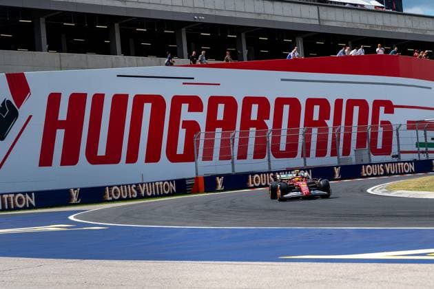 Lewis Hamilton (Scuderia Ferrari HP F1 Team, Großbritannien, 44) im SF-25, HUN, Formel 1 Weltmeisterschaft, Grand Prix von Ungarn, Hungaroring, Trainingstag, Freies Training 1, Saison 2025, 01.08.2025 HUN, Formel 1 Weltmeisterschaft, Grand Prix von Ungarn, Hungaroring, Trainingstag, Freies Training 1, Saison 2025, 01.08.2025 Budapest Copyright: xEibner-Pressefoto MarcelxFischerx EP_MFI