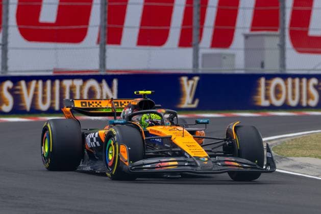 Lando Norris (McLaren Formula 1 Team, Großbritannien 04) im MCL39, HUN, Formel 1 Weltmeisterschaft, Grand Prix von Ungarn, Hungaroring, Trainingstag, Freies Training 1, Saison 2025, 01.08.2025 HUN, Formel 1 Weltmeisterschaft, Grand Prix von Ungarn, Hungaroring, Trainingstag, Freies Training 1, Saison 2025, 01.08.2025 Budapest Copyright: xEibner-Pressefoto MarcelxFischerx EP_MFI