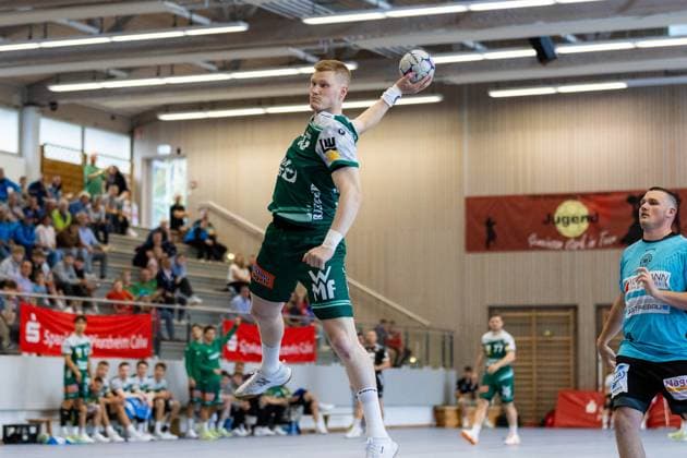 Ymir GISLASON (FRISCH AUF! Goeppingen, 33) erzielt ein Tor, Aktion, Torwurf FRISCH AUF! Goeppingen (FAG) vs. SG Koendringen-Teningen, Handball, Maenner, S-Cup Altensteig 2025, Spielzeit 2025 2026, 01.08.2025 FRISCH AUF! Goeppingen (FAG) vs. SG Koendringen-Teningen, Handball, Maenner, S-Cup Altensteig 2025, Spielzeit 2025 2026, 01.08.2025 Altensteig Copyright: xEibnerxPressefoto OliverxSchmidtx EP_OST