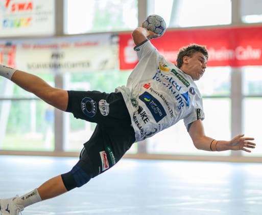 Kasper Didriksen (Mors Thy Handbold, 33), beim Torwurf, Sparkassen Cup, Handball Wettbewerb, HBW Balingen Weilstetten vs. Mors Thy Handbold, Maenner, 3. Turniertag, Spielzeit 2025, 03.08.2025 Eibner-Pressefoto Andreas Ulmer Sparkassen Cup, Handball Wettbewerb, HBW Balingen Weilstetten vs. Mors Thy Handbold, Maenner, 3. Turniertag, Spielzeit 2025, 03.08.2025 Altensteig Copyright: xEibner-Pressefoto AndreasxUlmerx EP_AUR