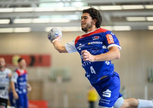 Tim Ruggiero Matthes (HBW Balingen Weilstetten, 04), beim Torwurf, Sparkassen Cup, Handball Wettbewerb, HBW Balingen Weilstetten vs. Mors Thy Handbold, Maenner, 3. Turniertag, Spielzeit 2025, 03.08.2025 Eibner-Pressefoto Andreas Ulmer Sparkassen Cup, Handball Wettbewerb, HBW Balingen Weilstetten vs. Mors Thy Handbold, Maenner, 3. Turniertag, Spielzeit 2025, 03.08.2025 Altensteig Copyright: xEibner-Pressefoto AndreasxUlmerx EP_AUR