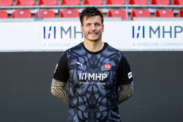 Kevin Mueller (FC Heidenheim, 01) GER, FC Heidenheim 1846, Fussball, 1. Bundesliga, Portraettermin 2025 2026, 07.08.2025, DFB DFL regulations prohibit any use of photographs as image sequences. GER, FC Heidenheim 1846, Fussball, 1. Bundesliga, Portraettermin 2025 2026, 07.08.2025 Heidenheim Copyright: xEibner-Pressefoto RogerxBuerkex EP_RBE