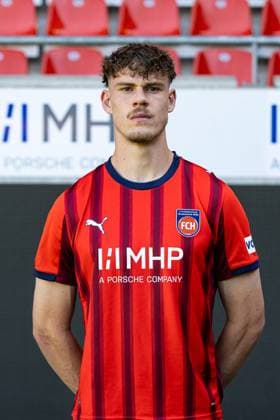 Adam Koelle (FC Heidenheim, 28) GER, FC Heidenheim 1846, Fussball, 1. Bundesliga, Portraettermin 2025 2026, 07.08.2025, DFB DFL regulations prohibit any use of photographs as image sequences GER, FC Heidenheim 1846, Fussball, 1. Bundesliga, Portraettermin 2025 2026, 07.08.2025 Heidenheim Copyright: xEibner-Pressefoto RogerxBuerkex EP_RBE