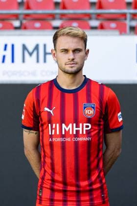 Leonardo Scienza (FC Heidenheim, 08) GER, FC Heidenheim 1846, Fussball, 1. Bundesliga, Portraettermin 2025 2026, 07.08.2025, DFB DFL regulations prohibit any use of photographs as image sequences GER, FC Heidenheim 1846, Fussball, 1. Bundesliga, Portraettermin 2025 2026, 07.08.2025 Heidenheim Copyright: xEibner-Pressefoto RogerxBuerkex EP_RBE