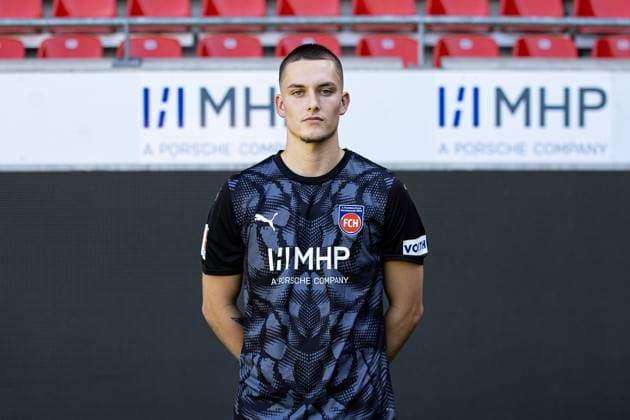 Frank Feller (FC Heidenheim, 40) GER, FC Heidenheim 1846, Fussball, 1. Bundesliga, Portraettermin 2025 2026, 07.08.2025, DFB DFL regulations prohibit any use of photographs as image sequences GER, FC Heidenheim 1846, Fussball, 1. Bundesliga, Portraettermin 2025 2026, 07.08.2025 Heidenheim Copyright: xEibner-Pressefoto RogerxBuerkex EP_RBE