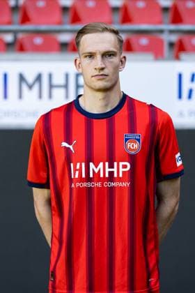 Maximilian Breunig (FC Heidenheim, 14) GER, FC Heidenheim 1846, Fussball, 1. Bundesliga, Portraettermin 2025 2026, 07.08.2025, DFB DFL regulations prohibit any use of photographs as image sequences GER, FC Heidenheim 1846, Fussball, 1. Bundesliga, Portraettermin 2025 2026, 07.08.2025 Heidenheim Copyright: xEibner-Pressefoto RogerxBuerkex EP_RBE