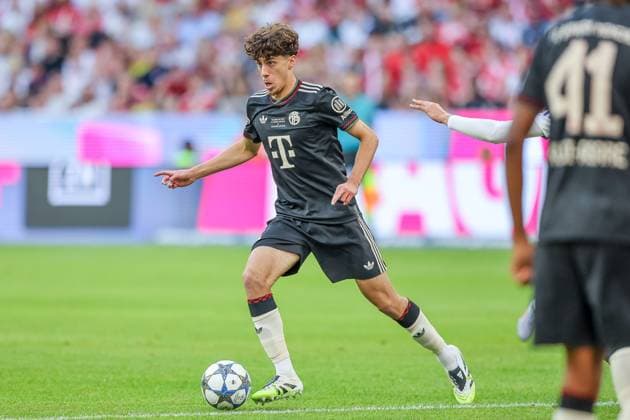 David Santos Daiber (FC Bayern Muenchen, 47) mit Ball, GER, FC Bayern Muenchen vs. Tottenham Hotspur, Fussball, Telekom Cup, Testspiel, Saison 2025 2026, 07.08.2025, GER, FC Bayern Muenchen vs. Tottenham Hotspur, Fussball, Telekom Cup, Testspiel, Saison 2025 2026, 07.08.2025 Muenchen Copyright: xEibner-Pressefoto JennixMaulx EP_JML