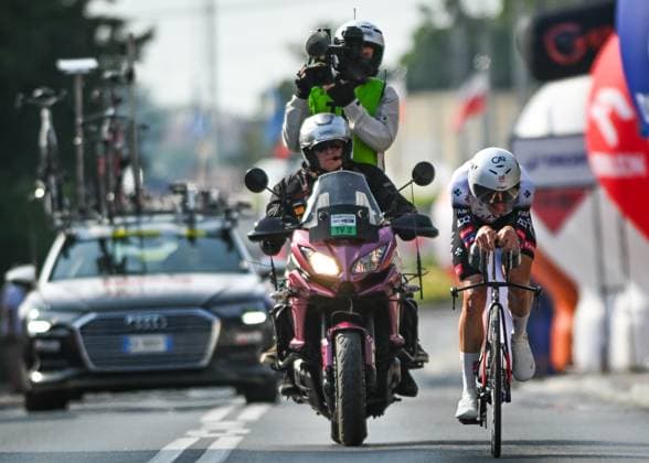 Brandon McNulty Wins 2025 Tour De Pologne After Final Stage Time Trial Victory WIELICZKA, POLAND AUGUST 10: Brandon McNulty of the United States, riding for UAE Team Emirates XRG, races through the final kilometer of Stage 7, a 12.5 km individual time trial from Wieliczka to Wieliczka UCIWT , on his way to winning the overall title at the 82nd Tour de Pologne, in Wieliczka, Lesser Poland Voivodeship, Poland, on August 10, 2025. Wieliczka Poland Copyright: xArturxWidakx originalFilename:widak-brandonm250810_np35N.jpg