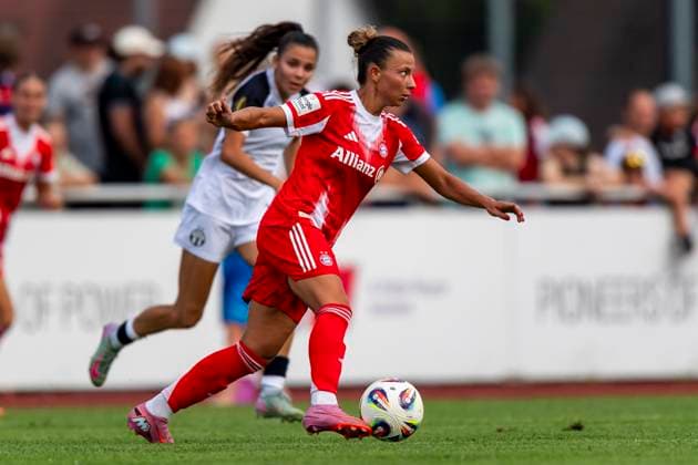 Arianna Caruso (27, FC Bayern Muenchen) DEU, FC Bayern Muenchen Frauen vs FC Zuerich Frauen, Fussball, Vorbereitung, Saison 2025 26,15.08.2025, DEU, FC Bayern Muenchen Frauen vs FC Zuerich Frauen, Fussball, Vorbereitung, Saison 2025 26,15.08.2025 Friedrichshafen Copyright: xEibner-Pressefoto FlorianxWolfx EP_FWF