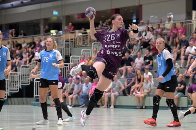 Svenja Huebner (TusSies Metzingen, 26) TusSies Metzingen vs. Union Neckarsulm, Handball, Alsco HBF, Testspiel, Saison 2025 2026, 15.08.2025 TusSies Metzingen vs. Sport-Union Neckarsulm, Handball, Alsco HBF, Testspiel, Saison 2025 2026, 15.08.2025 Metzingen Copyright: xEibner-Pressefoto TobiasxBaurx EP_TBR