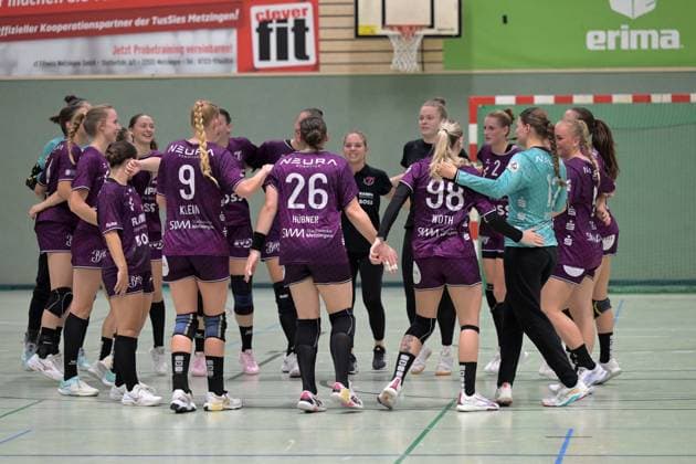 die TusSies gewinnen das Testspiel mit 29:23 gegen die Union Neckarsulm TusSies Metzingen vs. Sport-Union Neckarsulm, Handball, Alsco HBF, Testspiel, Saison 2025 2026, 15.08.2025 TusSies Metzingen vs. Sport-Union Neckarsulm, Handball, Alsco HBF, Testspiel, Saison 2025 2026, 15.08.2025 Metzingen Copyright: xEibner-Pressefoto TobiasxBaurx EP_TBR