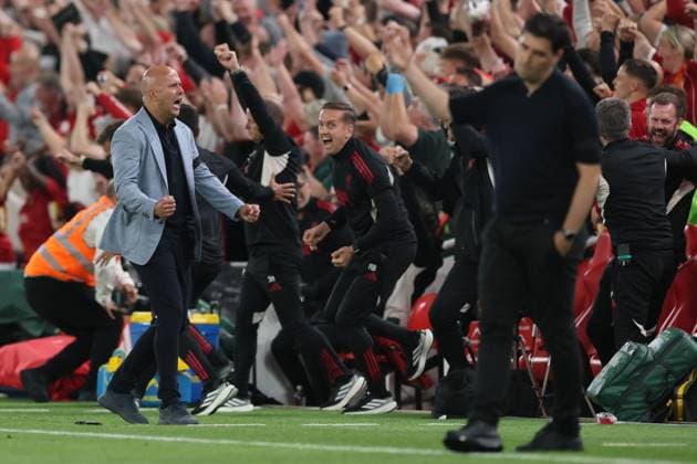 Liverpool manager Arne Slot celebrates the 4th goal scored by Mohamed Salah Liverpool v AFC Bournemouth, Premier League, Football, Anfield, Liverpool, UK - 15 Aug 2025Liverpool Anfield United Kingdom EDITORIAL USE ONLY No use with unauthorised audio, video, data, fixture lists, club league logos or live services. Online in-match use limited to 120 images, no video emulation. No use in betting, games or single club league player publications. Copyright: xPaulxCurrie Shutterstockx 15438038ge