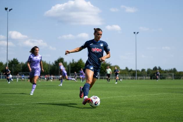 Selina Cerci (TSG Hoffenheim, 29) am Ball, GER, TSG 1899 Hoffenheim vs FC Basel, Fussball Frauen Bundesliga Testspiel, Saison 2025 2026, 16.08.2025 GER, TSG 1899 Hoffenheim vs FC Basel, Fussball Frauen Bundesliga Testspiel, Saison 2025 2026, 16.08.2025 St. Leon Copyright: xEibner-Pressefoto Memmlerx EP_MMR