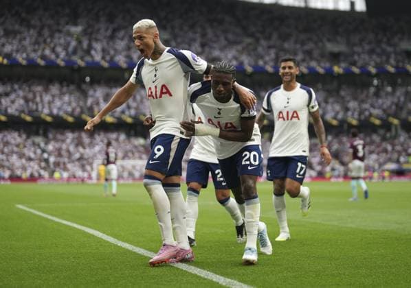 Richarlison of Tottenham Hotspur celebrates with Mohammed Kudus after scoring the second goal Tottenham Hotspur v Burnley, Premier League, Football, Tottenham Hotspur Stadium, London, UK - 16 Aug 2025London Tottenham Hotspur Stadium United Kingdom EDITORIAL USE ONLY No use with unauthorised audio, video, data, fixture lists, club league logos or live services. Online in-match use limited to 120 images, no video emulation. No use in betting, games or single club league player publications. Copyright: xJedxLeicester Shutterstockx 15439670bh
