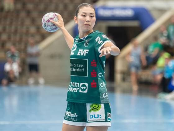Haruno Sasaki (Frisch Auf Frauen, 32) beim Siebenmeter, Frisch Auf Goeppingen vs. Rostocker Handball Club, Handball, Players Night, Spielzeit 2025 2026, 16.08.2025 Frisch Auf Goeppingen vs. Rostocker Handball Club, Handball, Players Night, Spielzeit 2025 2026, 16.08.2025 Wolfschlugen Copyright: xMichaelxSchmidt Eibner-Pressefotx EP_MST