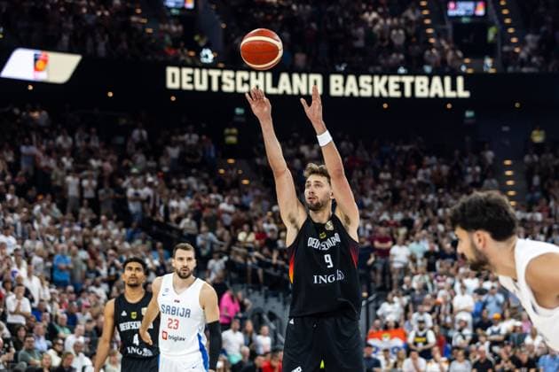 GER, Türkish Airline Supercup, Basketball, Deutschland-Serbien 16.08.2025, SAP Garden, München, GER, Türkish Airline Supercup, Basketball, Deutschland-Serbien Franz Wagner (Deutschland, No 9) bei einem Freiwurf  Foto Alexander Trienitz München SAP Garden Beyern Deutschland