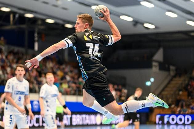 Vincent, Buechner (Linksaussen, ThSV Eisenach, 74) GER, Thueringen, ThSV Eisenach gegen TBV Lemgo Lippe, Wartburg Cup Eisenach 2025, Handball, Saison 2025 2026, Sonntag, 17.08.2025 GER, Thueringen, ThSV Eisenach gegen TBV Lemgo Lippe, Wartburg Cup Eisenach 2025, Handball, Saison 2025 2026, Sonntag, 17.08.2025 Eisenach Copyright: xEibner-Pressefoto MartinxHerbstx EP_MHT