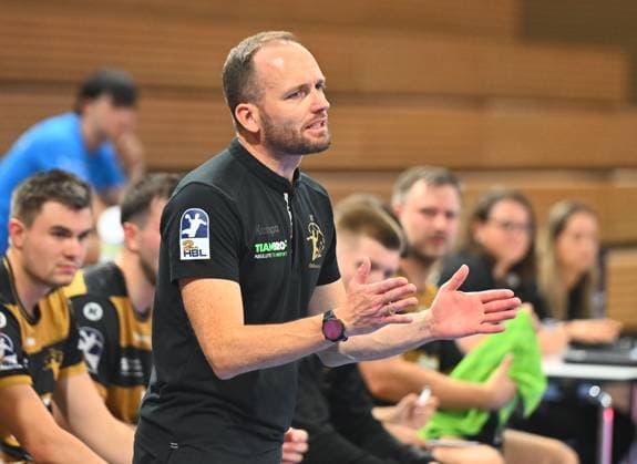 Trainer Andre Haber (Dresden), HC Elbflorenz Dresden gegen Talent Plzen (Pilsen, CZE), Testspiel, Freundschaftsspiel, Vorbereitungsspiel, Handball, 2. Liga der Männer, 2. Bundesliga, Saison 2025 2026, Dresden, BallsportARENA Dresden, 20.08.2025,