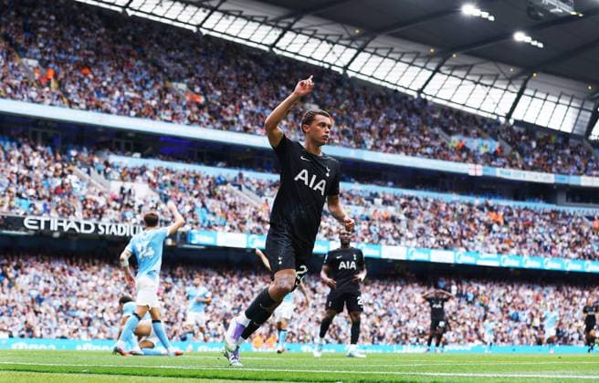 Brennan Johnson of Tottenham Hotspur celebrates scoring the opening goal Manchester City v Tottenham Hotspur, Premier League, Football, Etihad Stadium, Manchester, UK - 23 Aug 2025Manchester Etihad Stadium United Kingdom EDITORIAL USE ONLY No use with unauthorised audio, video, data, fixture lists, club league logos or live services. Online in-match use limited to 120 images, no video emulation. No use in betting, games or single club league player publications. Copyright: xMattxWest Shutterstockx 15449559v