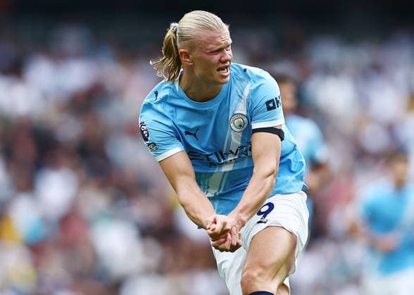 Erling Haaland of Manchester City reacts Manchester City v Tottenham Hotspur, Premier League, Football, Etihad Stadium, Manchester, UK - 23 Aug 2025Manchester Etihad Stadium United Kingdom EDITORIAL USE ONLY No use with unauthorised audio, video, data, fixture lists, club league logos or live services. Online in-match use limited to 120 images, no video emulation. No use in betting, games or single club league player publications. Copyright: xMattxWest Shutterstockx 15449559au