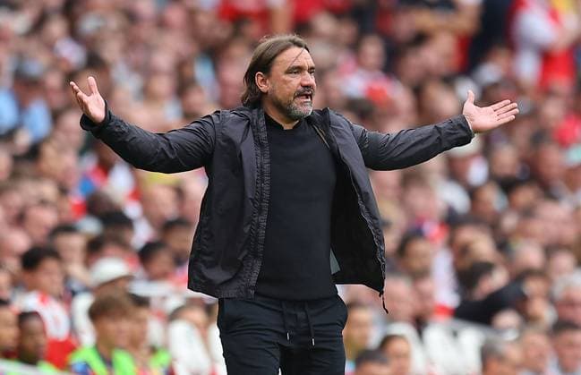 Daniel Farke manager manager of Leeds United reacts Arsenal v Leeds United, Premier League, Football, Emirates Stadium, London, UK - 23 Aug 2025London Emirates Stadium United Kingdom EDITORIAL USE ONLY No use with unauthorised audio, video, data, fixture lists, club league logos or live services. Online in-match use limited to 120 images, no video emulation. No use in betting, games or single club league player publications. Copyright: xMichaelxZemanek Shutterstockx 15451837ap