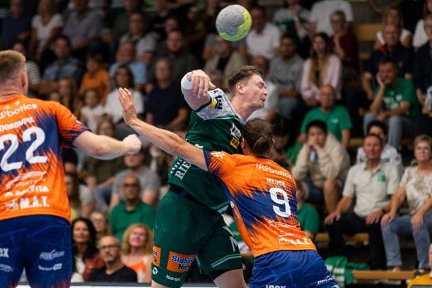 Oskar SUNNEFELDT (FRISCH AUF! Goeppingen, 27) erzielt ein Tor, Aktion, Torwurf FRISCH AUF! Goeppingen (FAG) vs. SKK Talent Pilsen, Handball, Maenner, Players Night, Testspiel, Saisoneroeffnung, Spielzeit 2025 2026, 23.08.2025 FRISCH AUF! Goeppingen (FAG) vs. SKK Talent Pilsen, Handball, Maenner, Players Night, Testspiel, Saisoneroeffnung, Spielzeit 2025 2026, 23.08.2025 Goeppingen Copyright: xEibnerxPressefoto OliverxSchmidtx EP_OST