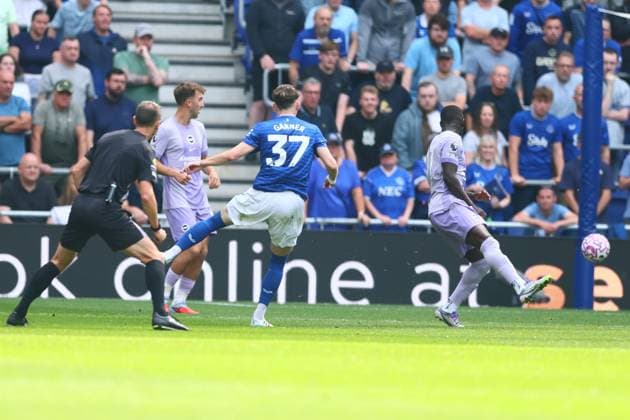 James Garner of Everton scores to make it 2-0 and celebrates Everton v Brighton and Hove Albion, Premier League, Football, Hill Dickinson Stadium, Liverpool, UK - 24 Aug 2025Liverpool Hill Dickinson Stadium United Kingdom EDITORIAL USE ONLY No use with unauthorised audio, video, data, fixture lists, club league logos or live services. Online in-match use limited to 120 images, no video emulation. No use in betting, games or single club league player publications. Copyright: xPaulxCurrie Shutterstockx 15451859cs