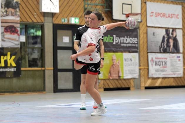 Lisa Fuchs (TG Nuertingen, 24) TG Nuertingen vs. TusSies Metzingen, Handball, DHB-Pokal, 1.Runde, Saison 2025 2026, 24.08.2025 TG Nuertingen vs. TusSies Metzingen, Handball, DHB-Pokal, 1.Runde, Saison 2025 2026, 24.08.2025 Nuertingen Copyright: xEibner-Pressefoto TobiasxBaurx EP_TBR